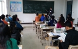 讓青年教師在聽課中收獲、在評課中成長