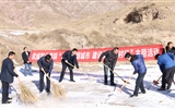 行政第二黨支部開(kāi)展“創(chuàng)建文明城市，建設(shè)美麗鄉(xiāng)村行”主題黨日活動(dòng)